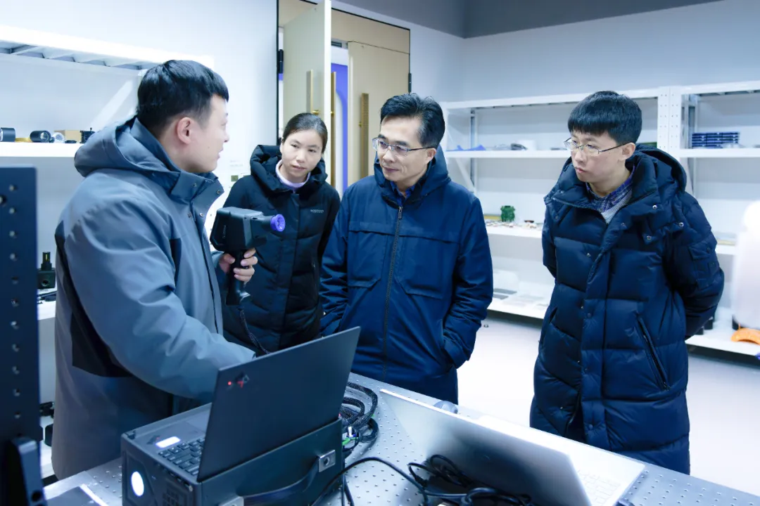 2月7日：中国科学院青岛能源所崔光磊一行访问青源峰达太赫兹科技.webp